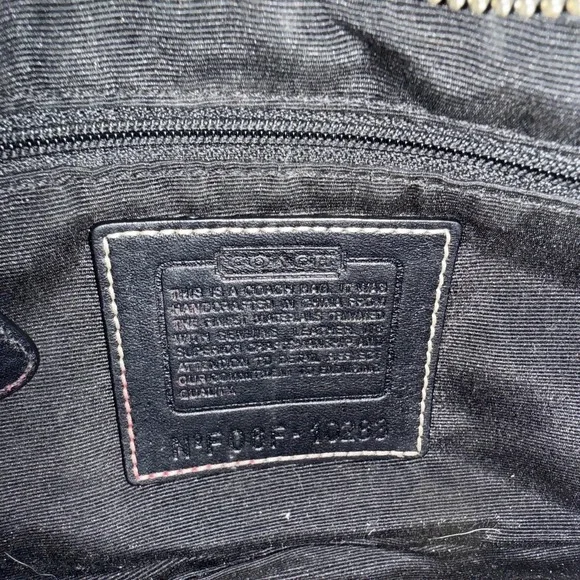 Vintage Coach Mini Black Signature C Hampton Hobo Clip Shoulder Hand Bag Purse - Picture 8 of 13